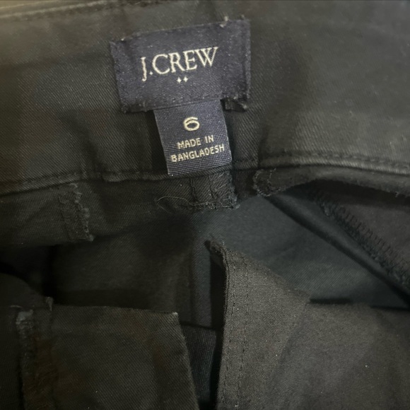 J. Crew Stretch Frankie Bermuda Short size 6 Navy Waist 32” - Picture 3 of 3